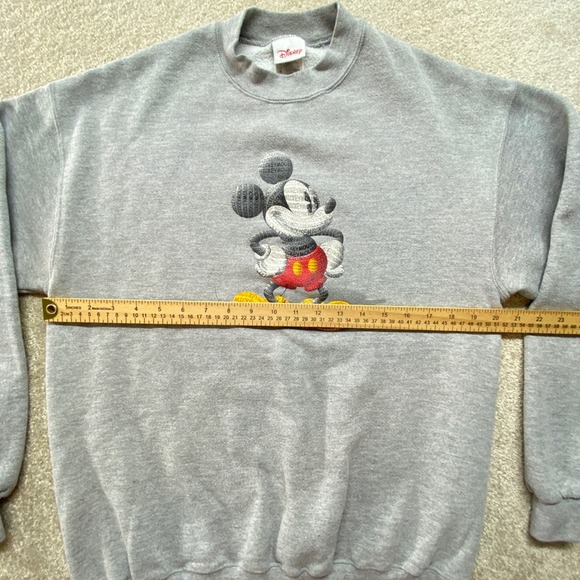 Disney Store Sweatshirt Womens Medium Gray Mickey Mouse Embroidered Crewneck - Picture 4 of 8